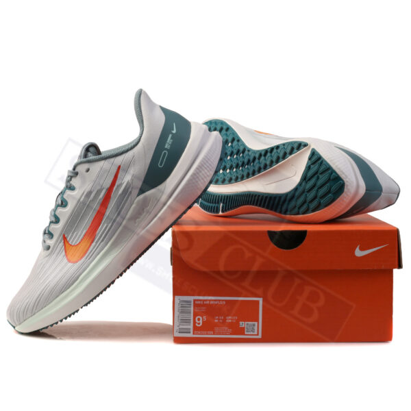 Nike Winflo 9 Men's Road Running Shoes.