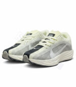 NIKE Zoom Pegasus Turbo Plus (OFF WHITE/BLACK)