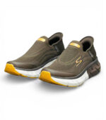 SKECHERS GOOD YEAR SLIP INS (BROWN) - Image 2